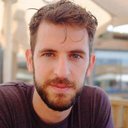 Fotografía de Roberto Gómez, cliente satisfecho del transfer ejecutivo TRAE Valdivia